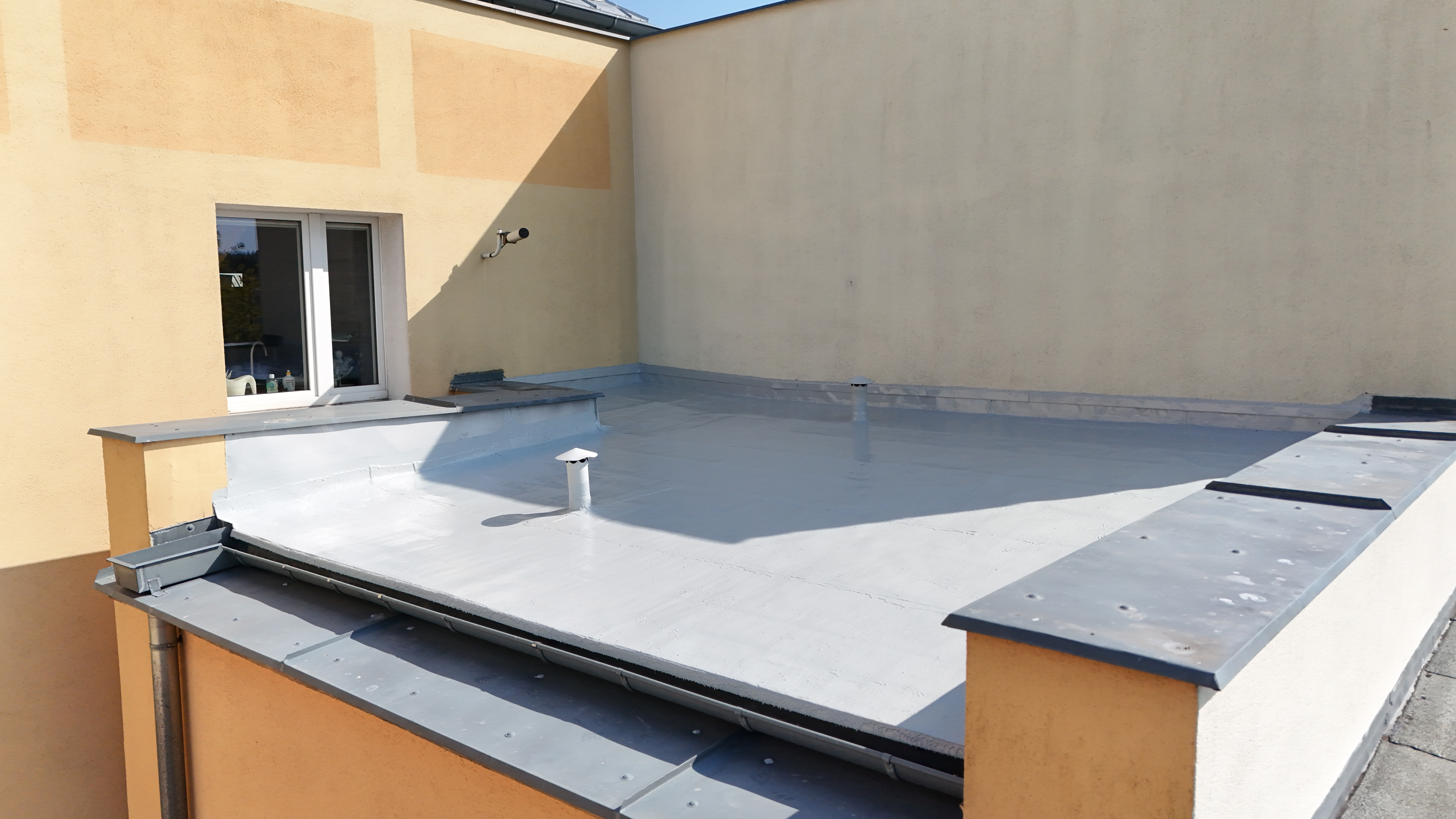 Hydroizolacja dachu papowego w systemie Starflex MONO100